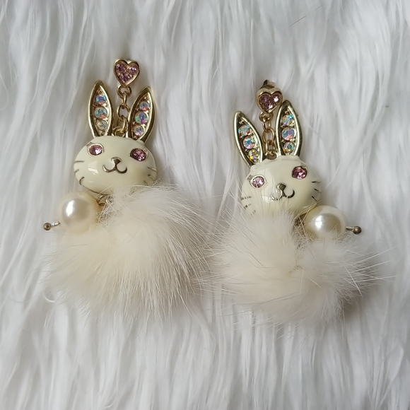 Easter Bunny Jewelry Set - Enamel Rabbit Necklace & Earrings